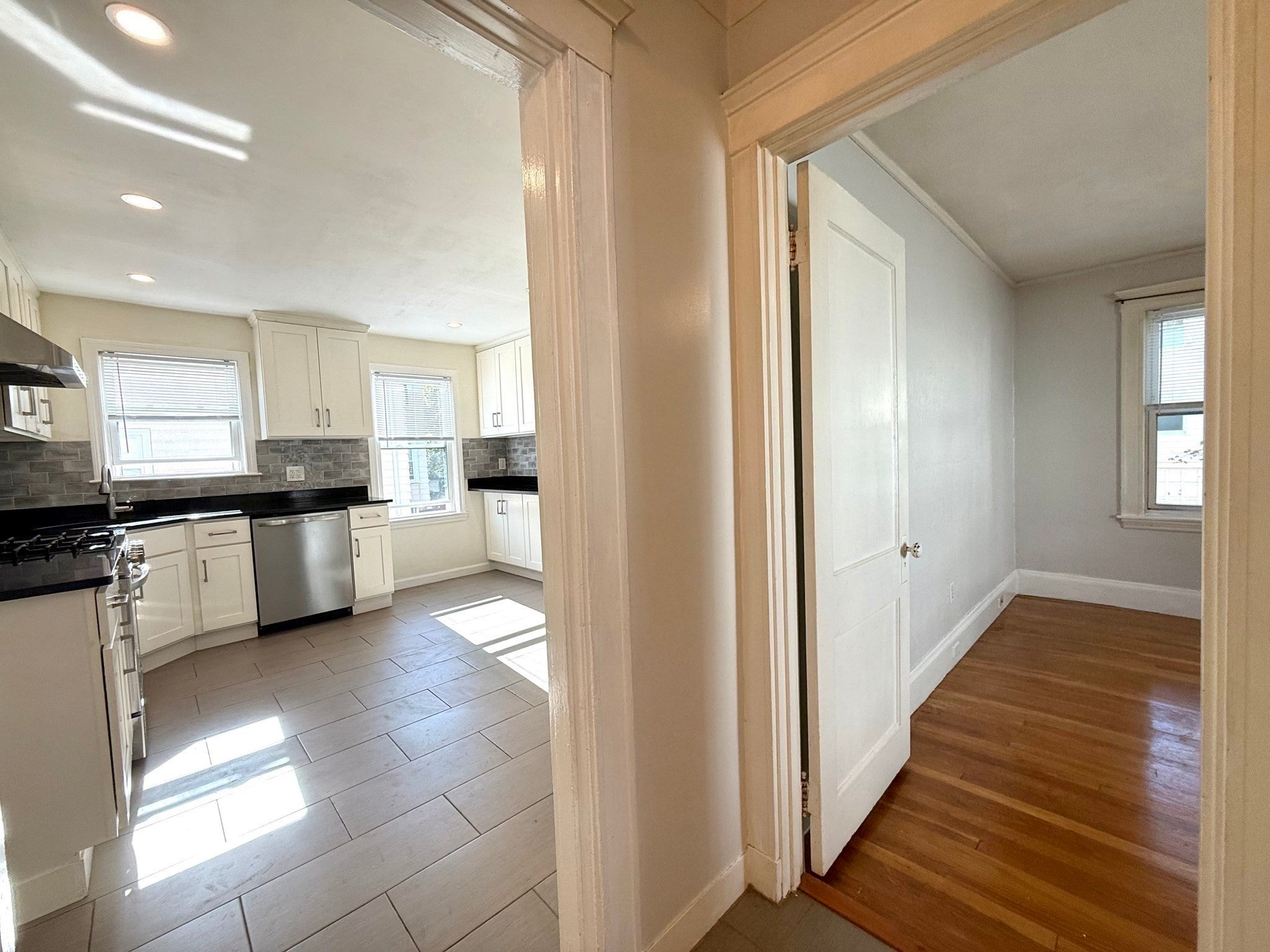 11 Melbourne Ave #1, Newton, MA Photo #20