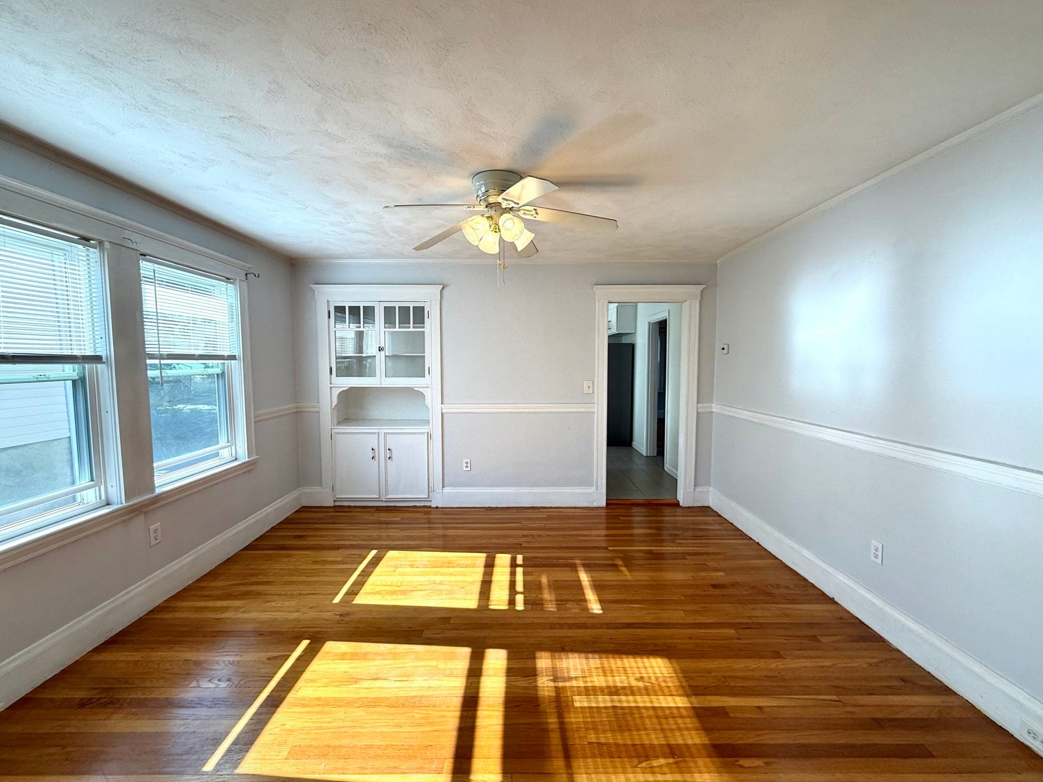 11 Melbourne Ave #1, Newton, MA Photo #18