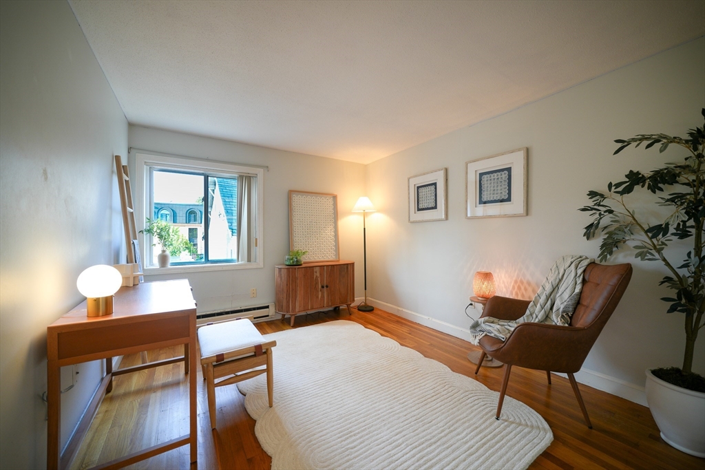 260 Tremont 13