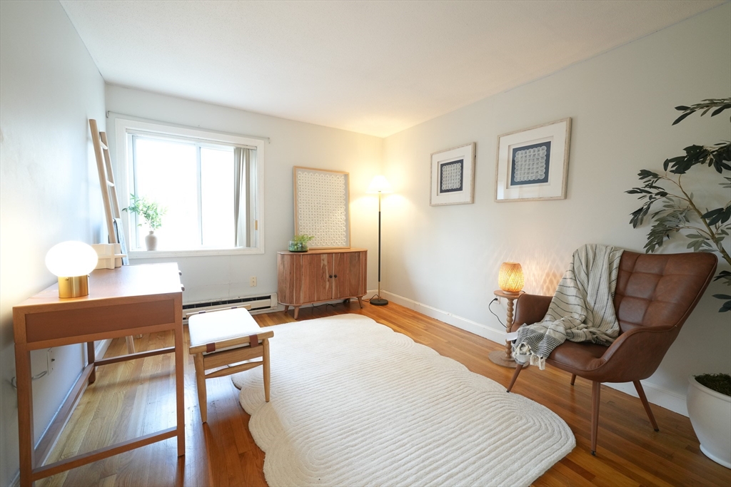 260 Tremont 13