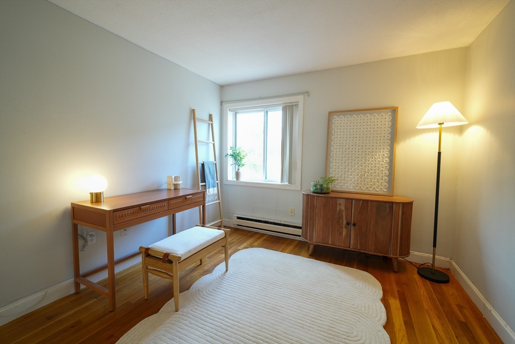260 Tremont 13