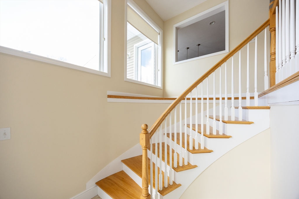 437 America Blvd 437