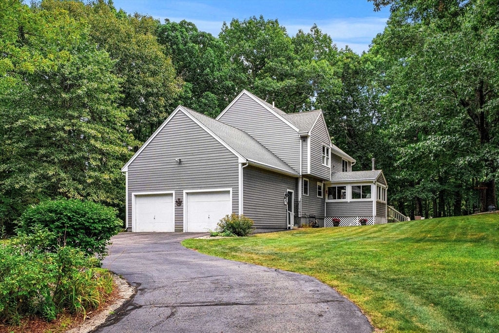 4 Mulberry Street, Groveland, MA, 4 Mulberry Street, Groveland, MA Photo #5