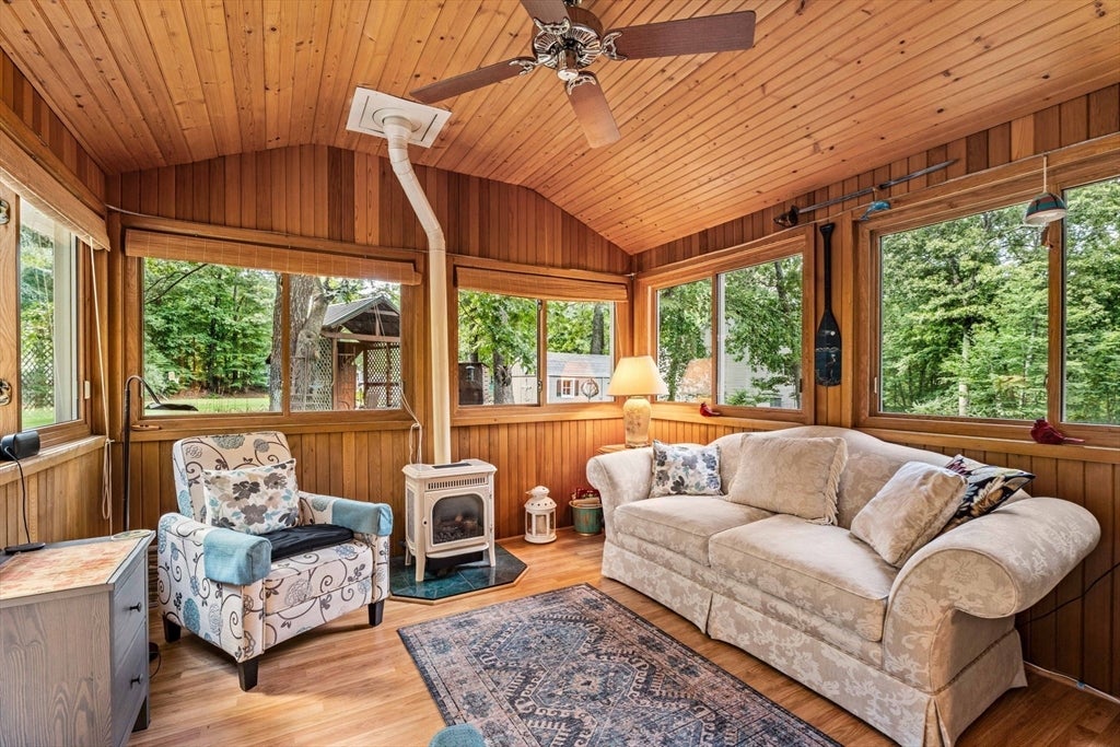 4 Mulberry Street, Groveland, MA, 4 Mulberry Street, Groveland, MA Photo #18