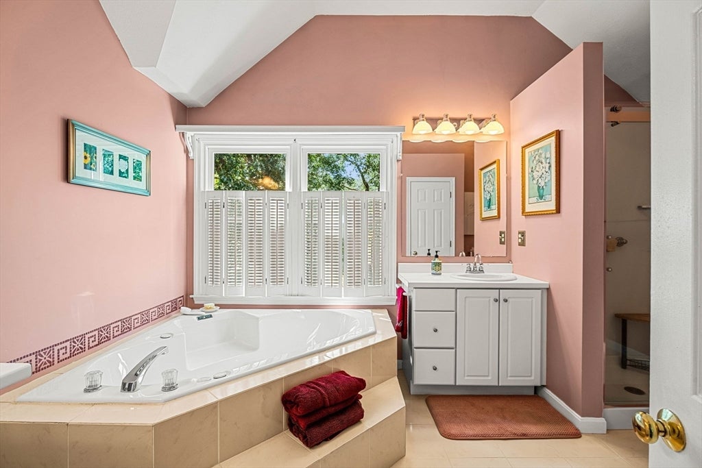 4 Mulberry Street, Groveland, MA, 4 Mulberry Street, Groveland, MA Photo #27