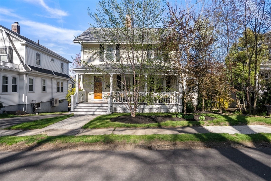 94 Grafton Ave