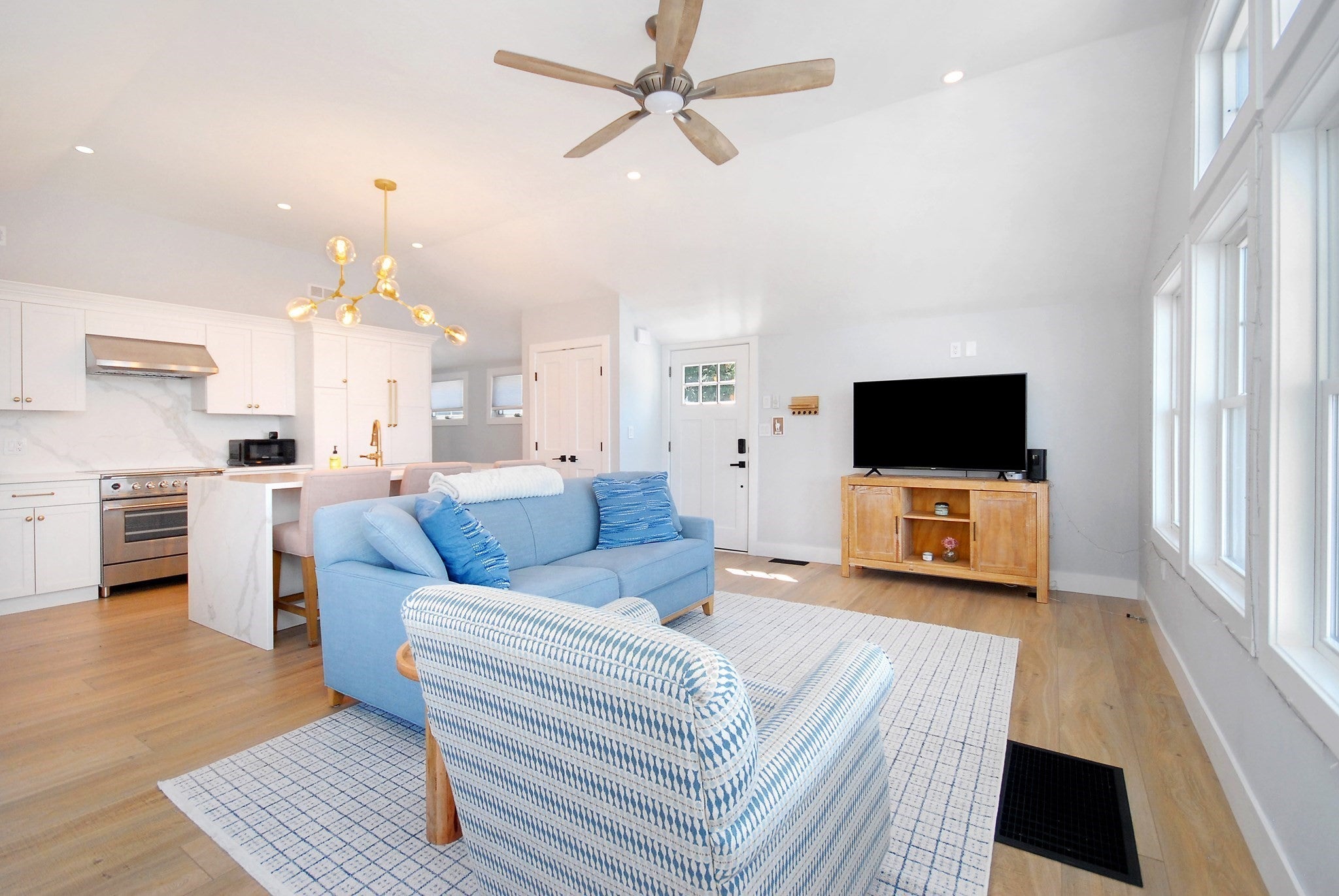 36 Canna Dr, Shrewsbury, MA, 36 Canna Dr, Shrewsbury, MA Photo #8