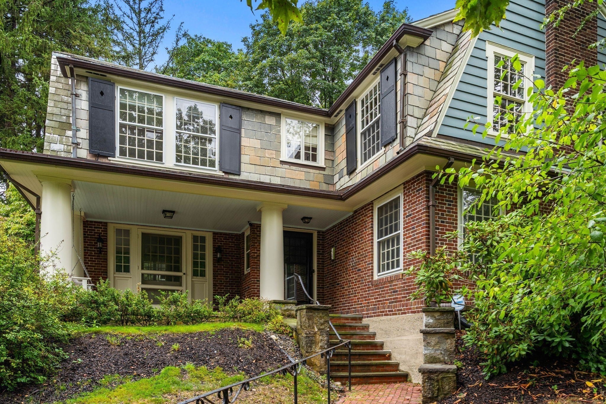 Photo of 292 Pond ST, Boston, MA