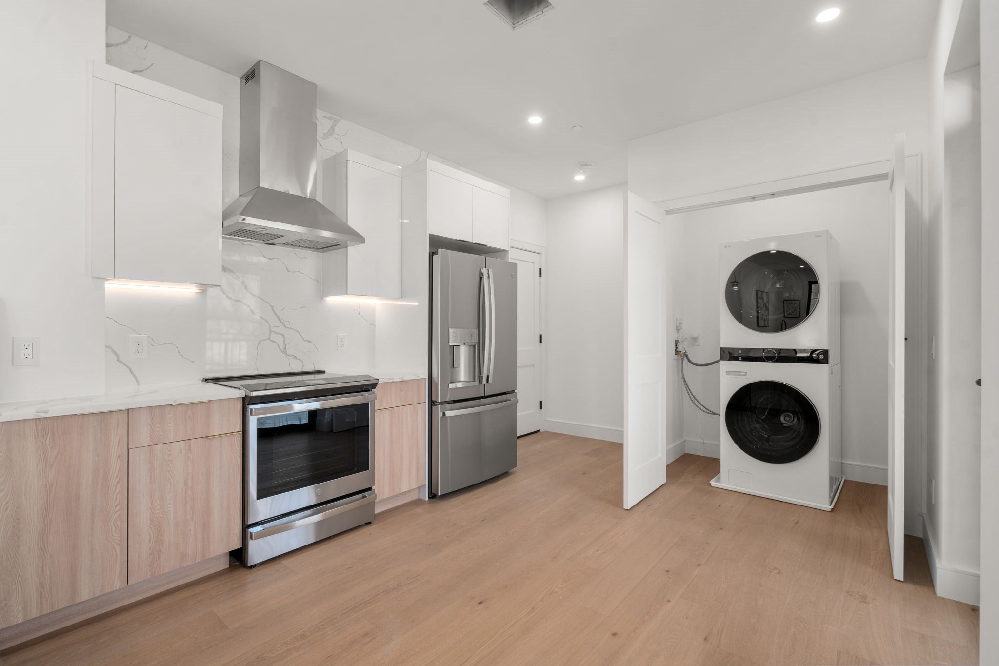 84 Prospect St 202