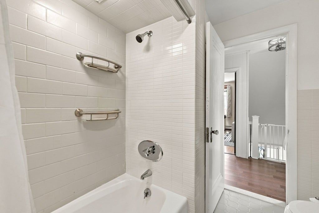 43 Chilmark, Worcester, MA Photo #24