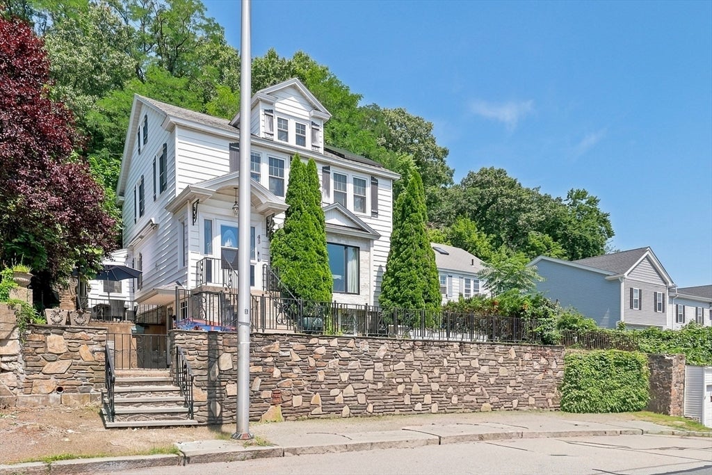 43 Chilmark, Worcester, MA Photo #2