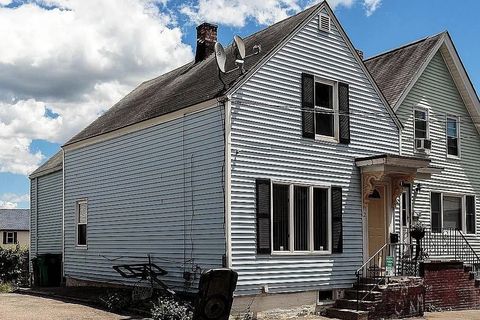 12 Cedar St Lowell MA 01852