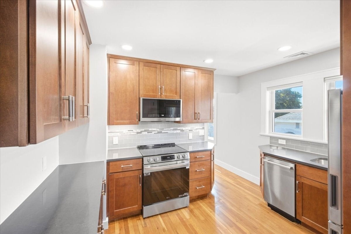 105 Child St #2, Boston, MA, 105 Child St #2, Boston, MA Photo #12
