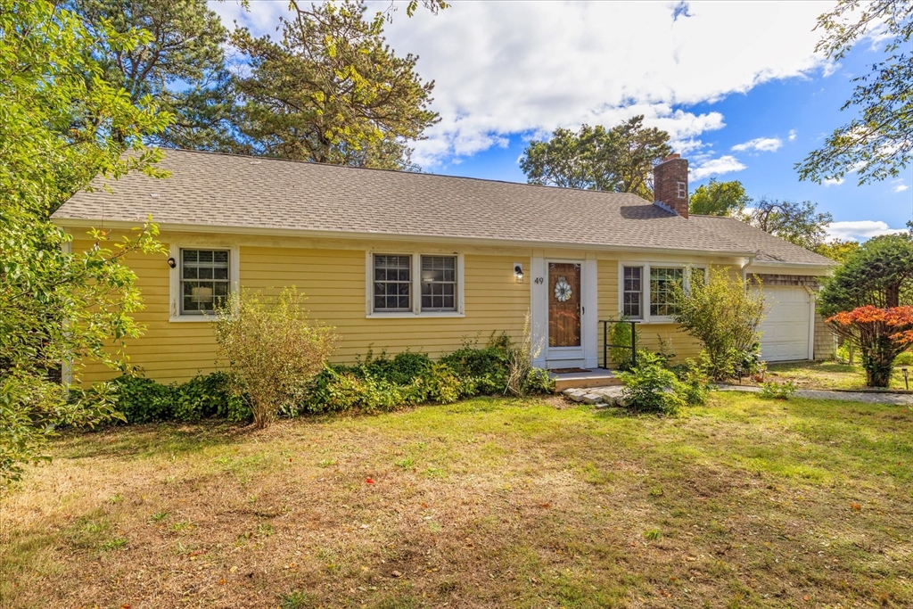49 Village Ln