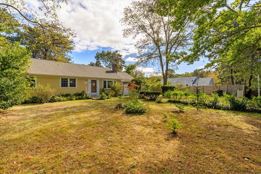 49 Village Ln