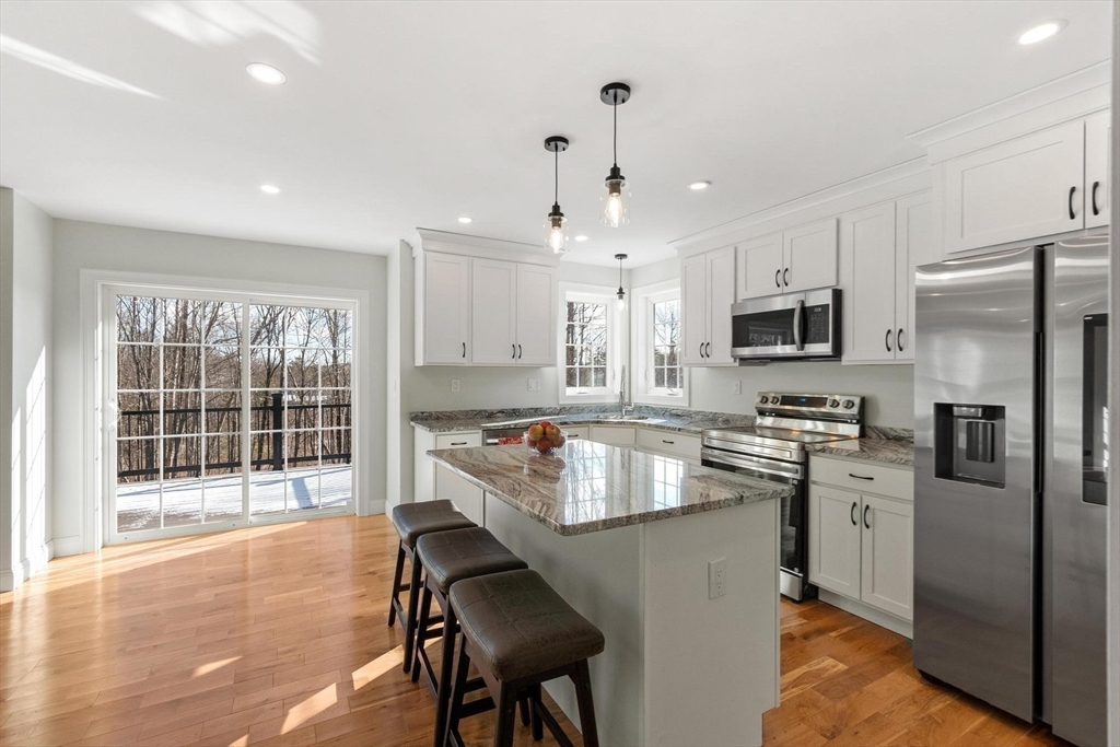 72B Cottage Lane - (Sf) (RT Half)