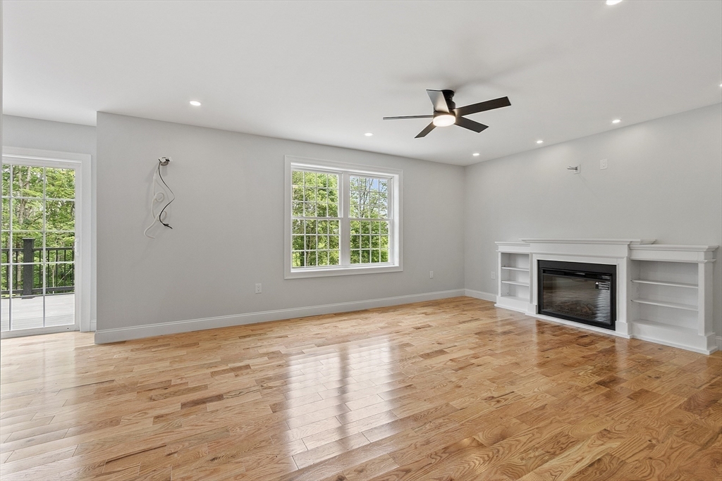 72B Cottage Lane - (Sf) (RT Half)