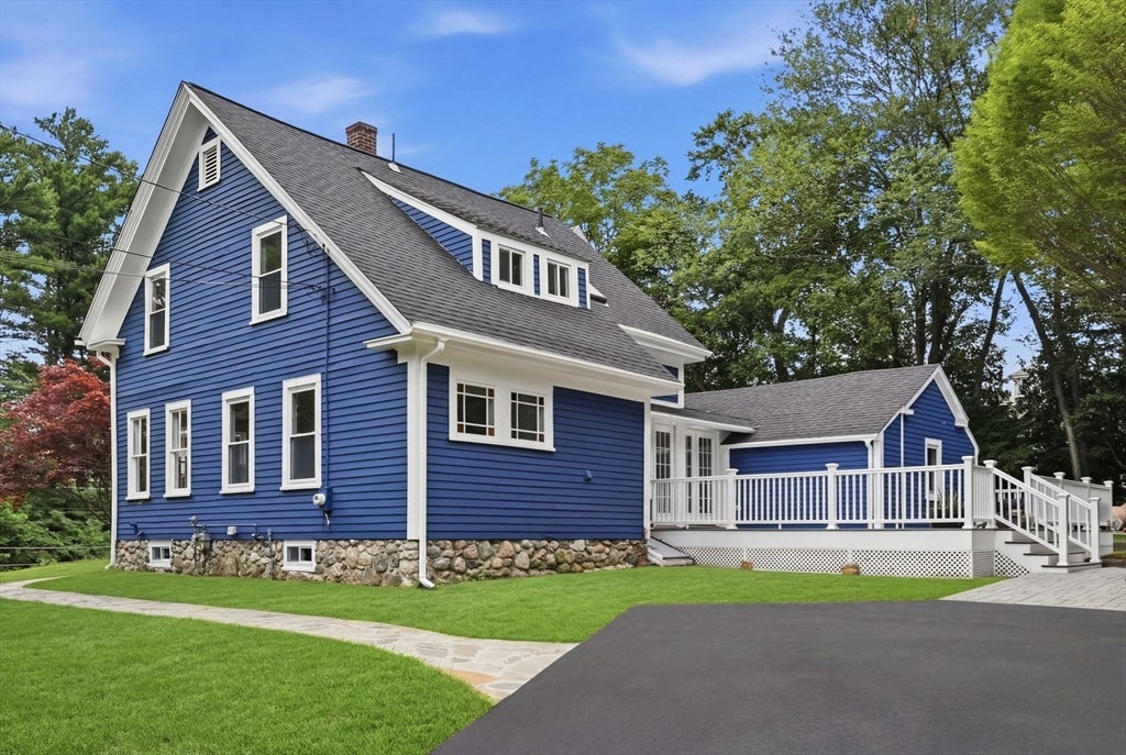 8 Pemberton Rd