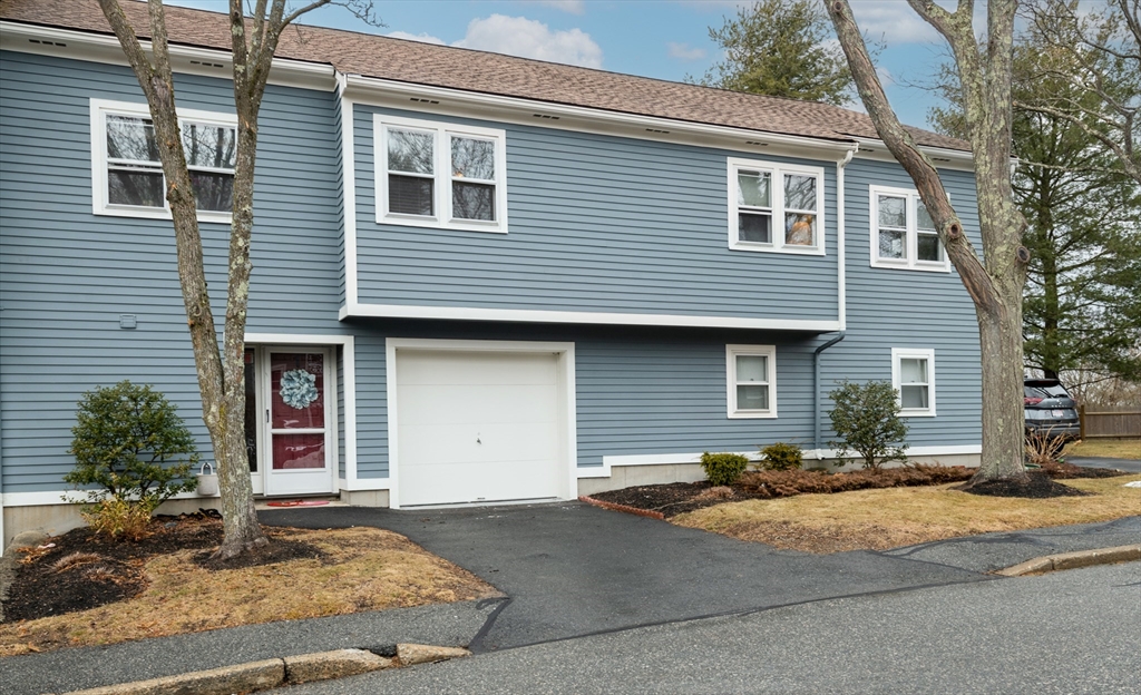 9 Russell Dr 2C