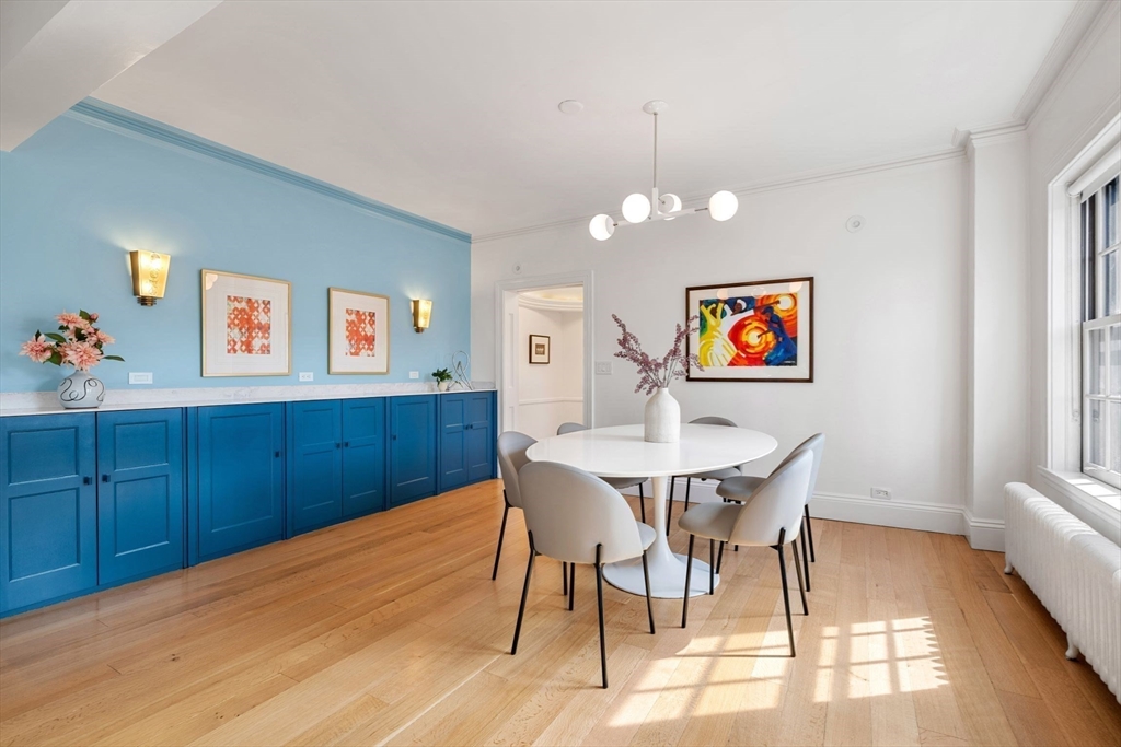 90 Commonwealth Avenue 18