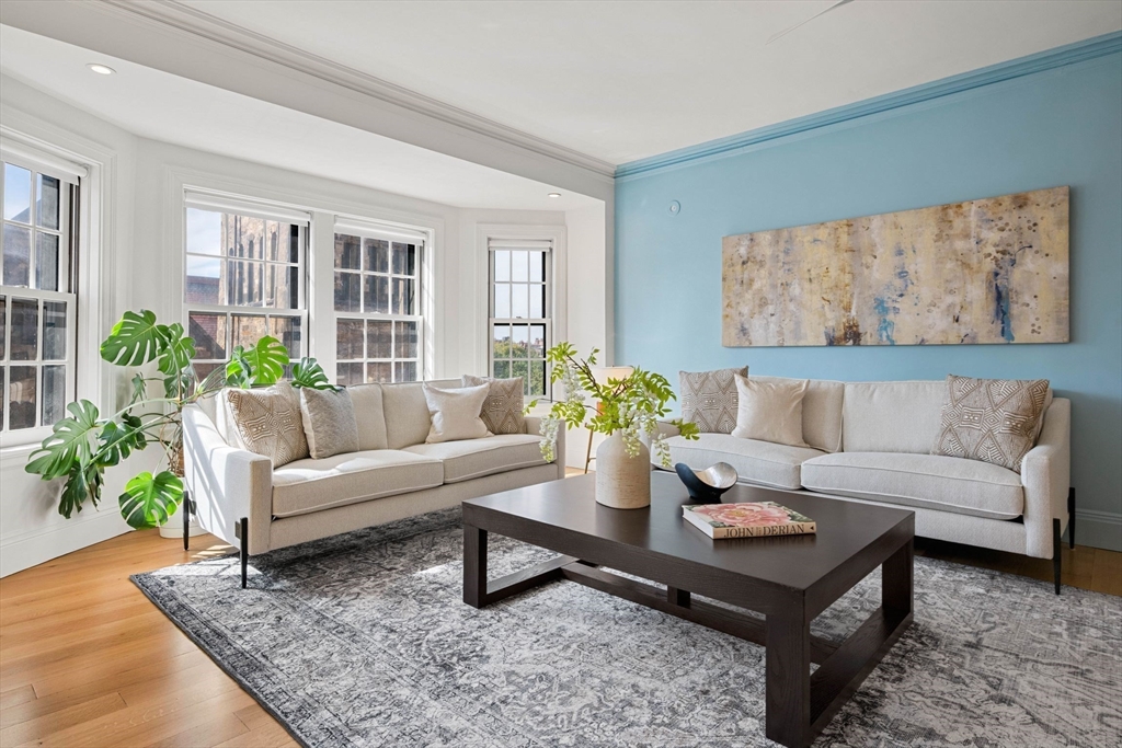 90 Commonwealth Avenue 18