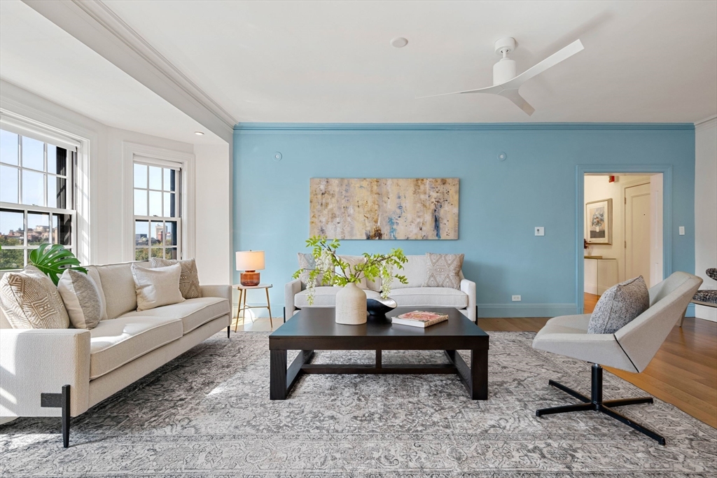 90 Commonwealth Avenue 18