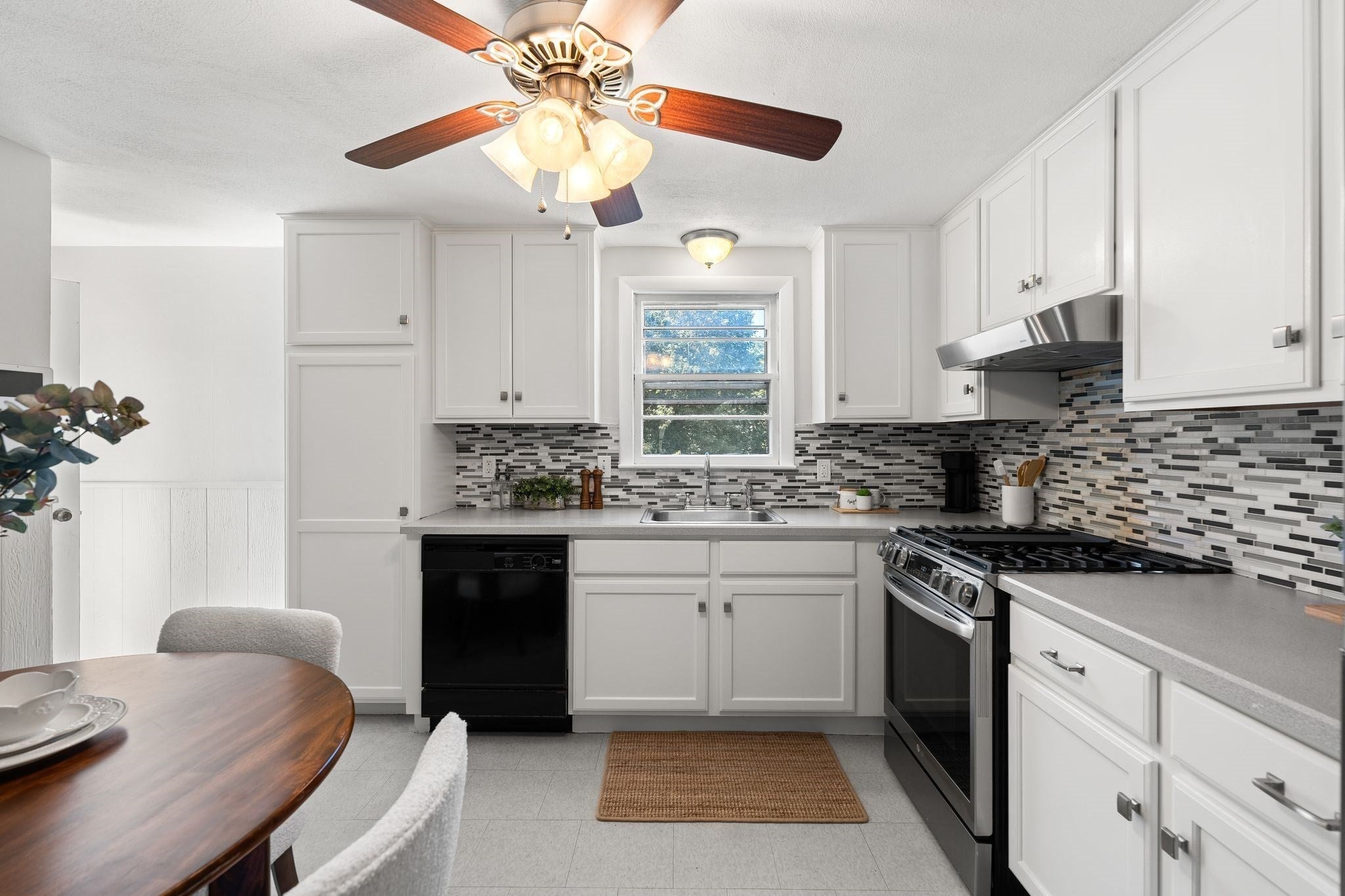 15 Bradford St, Stoughton, MA, 15 Bradford St, Stoughton, MA Photo #13
