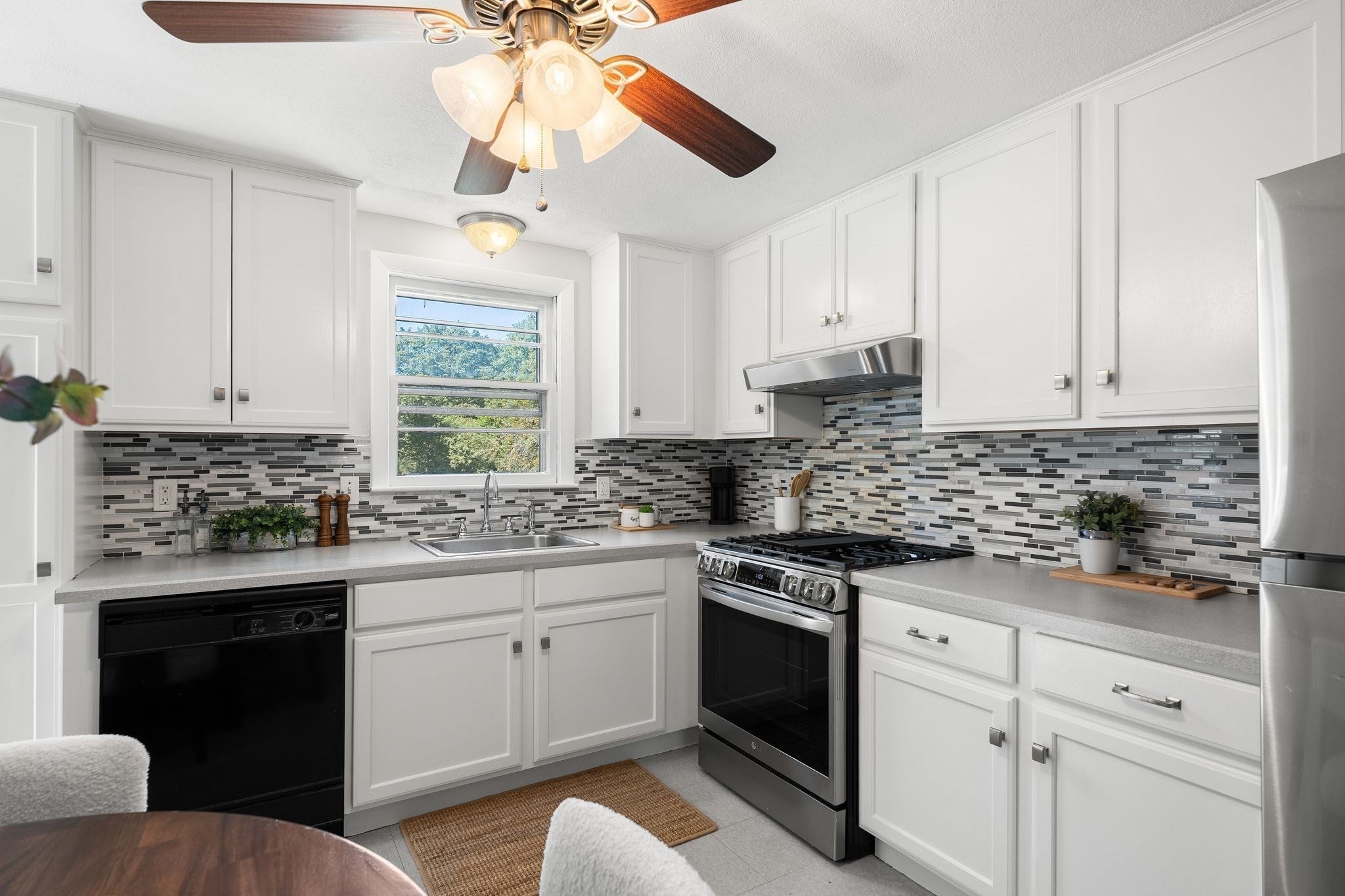 15 Bradford St, Stoughton, MA, 15 Bradford St, Stoughton, MA Photo #17