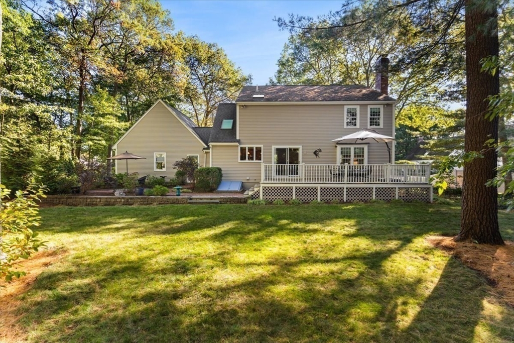 10 Sleepy Hollow Cir