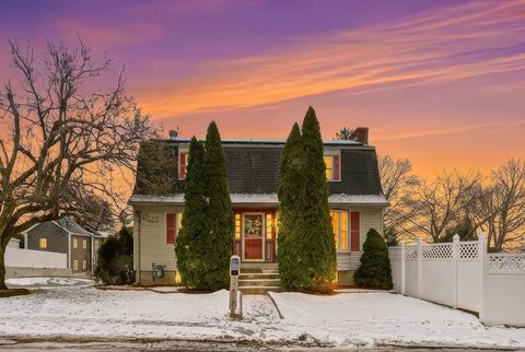 1082 Essex St. Lawrence MA 01841