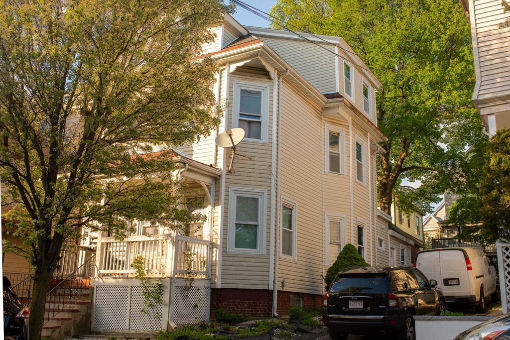 15 Marie Ave