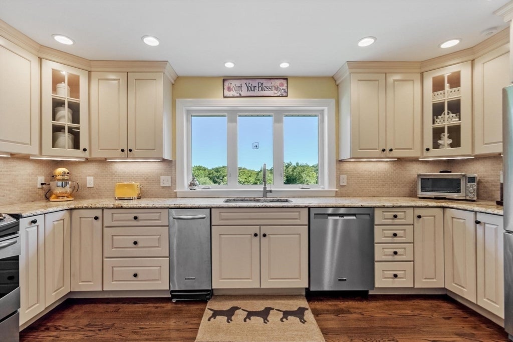 94 Marmion Way, Rockport, MA Photo #16