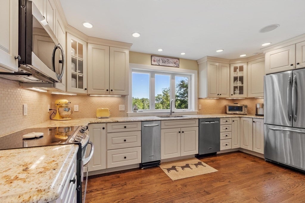 94 Marmion Way, Rockport, MA Photo #15