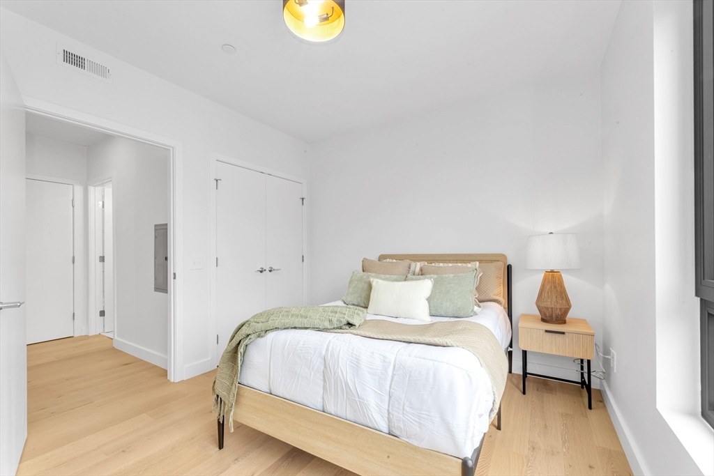 3992 Washington St #204, Boston, MA Photo #6