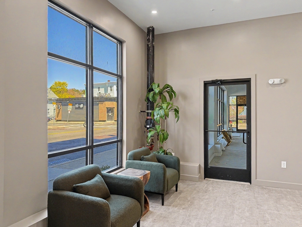 3992 Washington St #204, Boston, MA Photo #28
