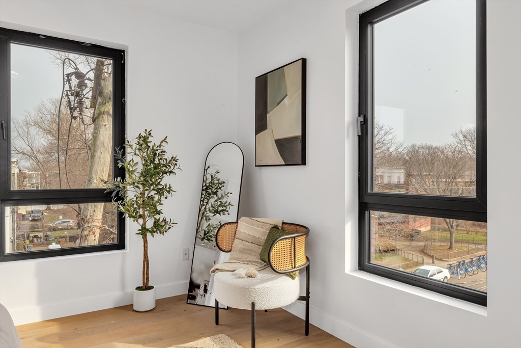 3992 Washington St #204, Boston, MA Photo #11