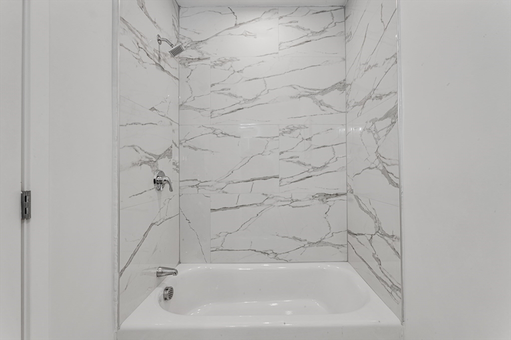 3992 Washington St #204, Boston, MA Photo #15
