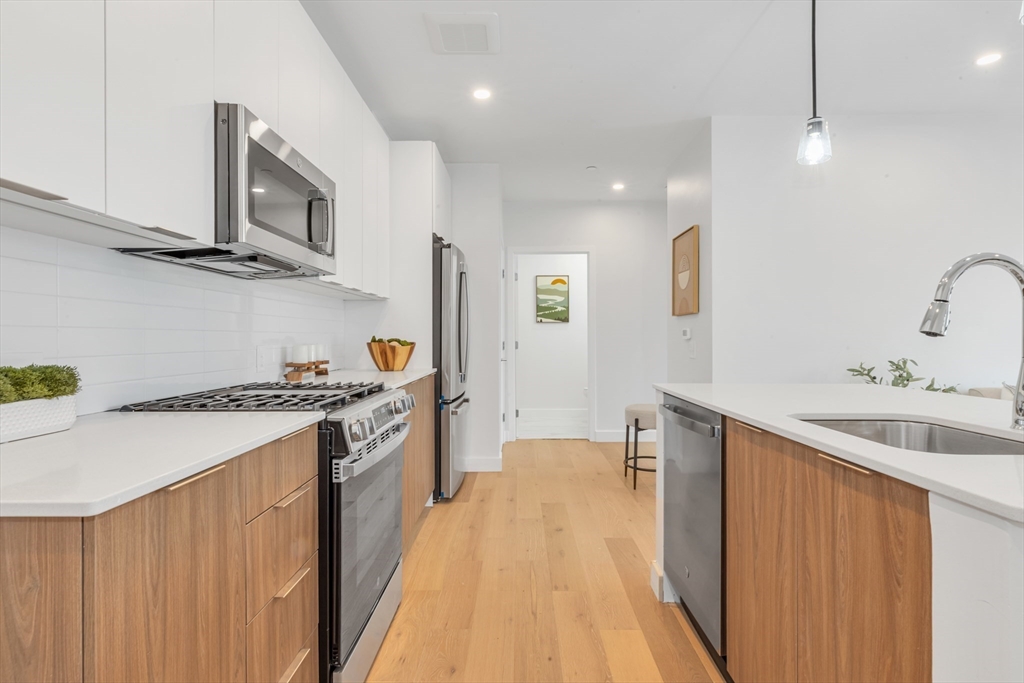 3992 Washington St #204, Boston, MA Photo #20