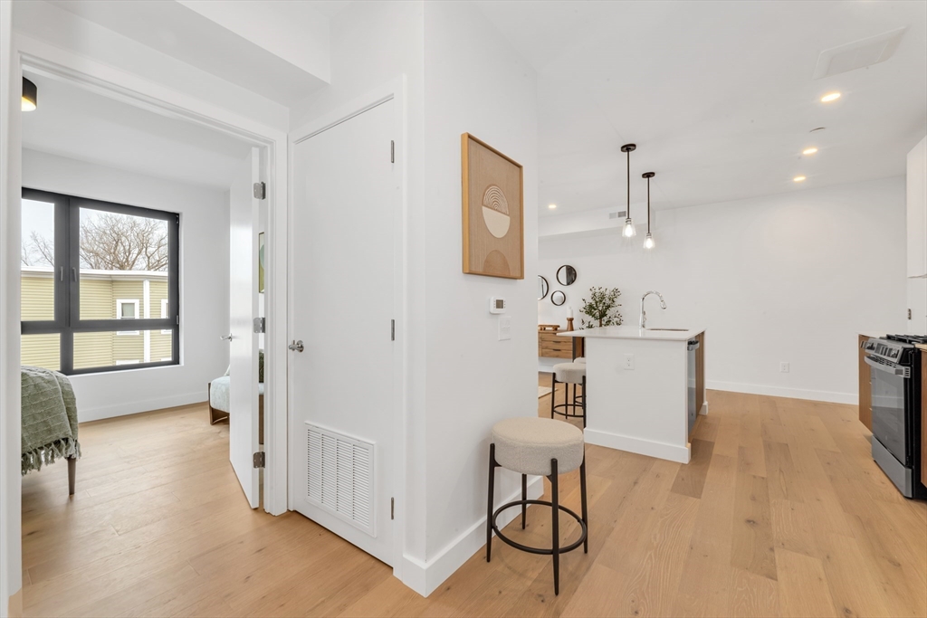 3992 Washington St #204, Boston, MA Photo #7