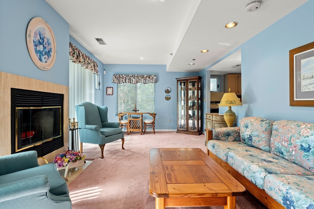 200 Falls Blvd C308