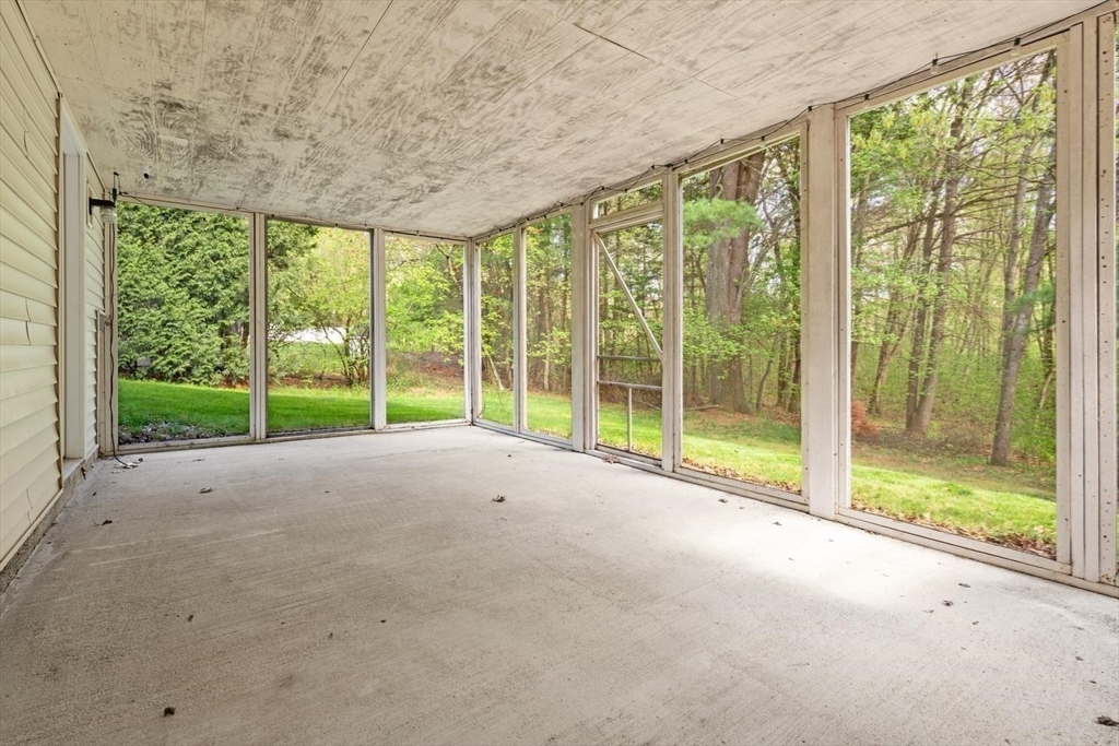 8 Matthew Lane, Chelmsford, MA Photo #20
