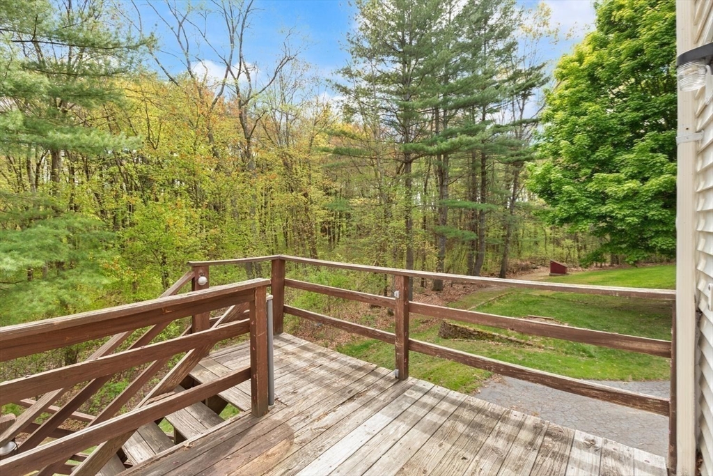 8 Matthew Lane, Chelmsford, MA Photo #21