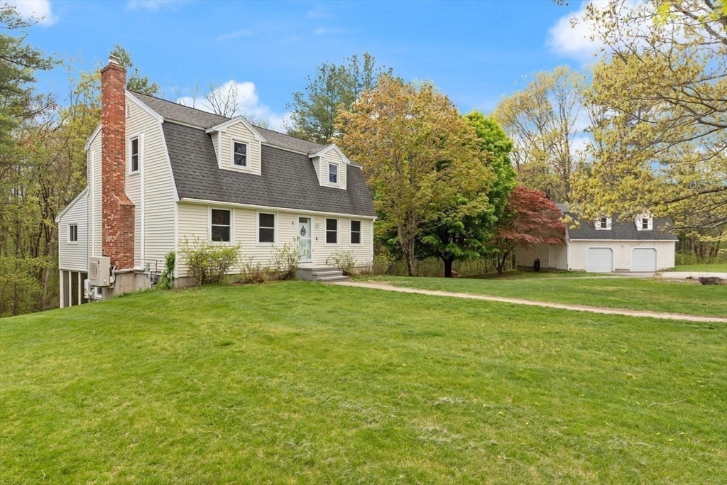 8 Matthew Lane, Chelmsford, MA Photo #1