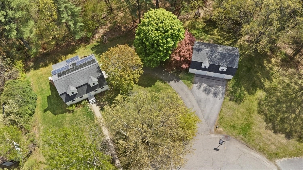8 Matthew Lane, Chelmsford, MA Photo #2