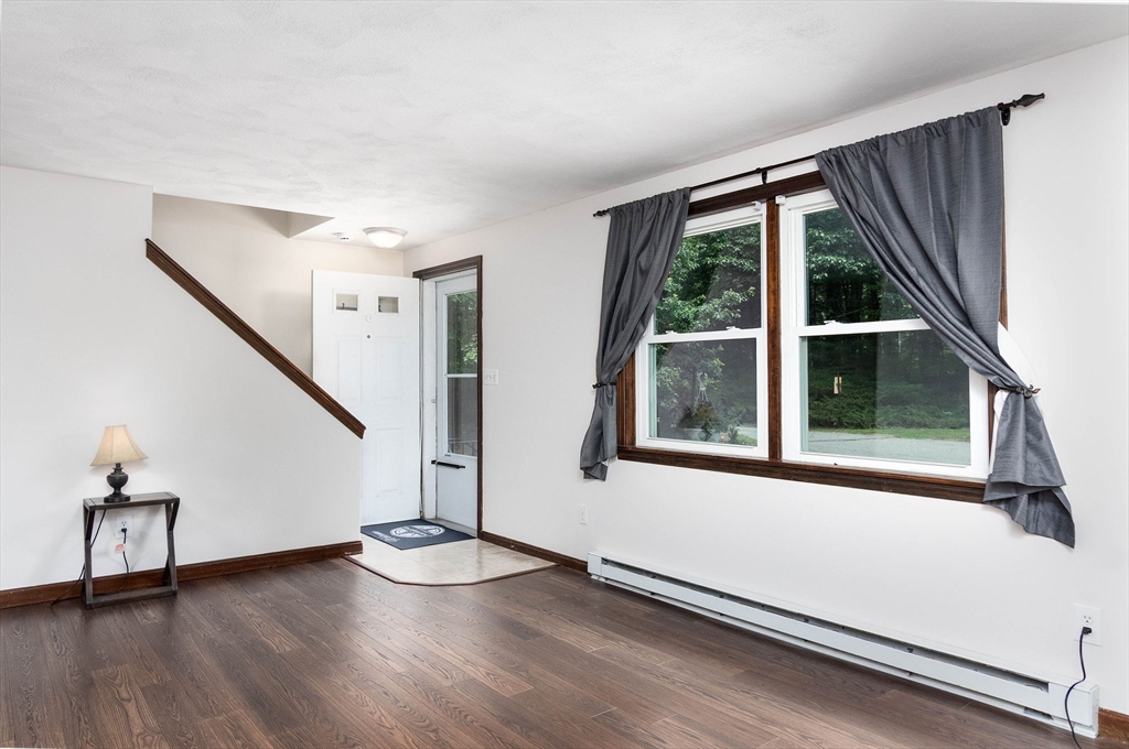 103 Manning St 2
