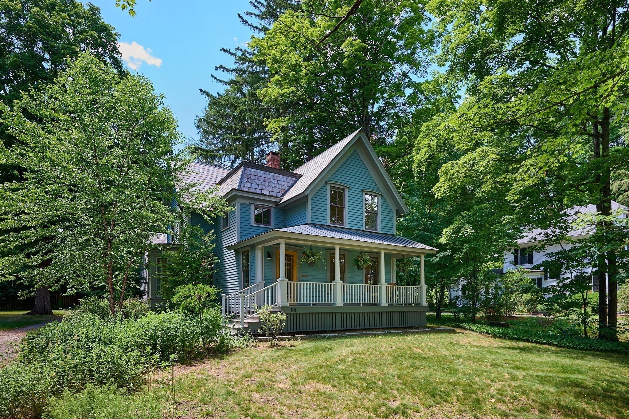 114 S Main St