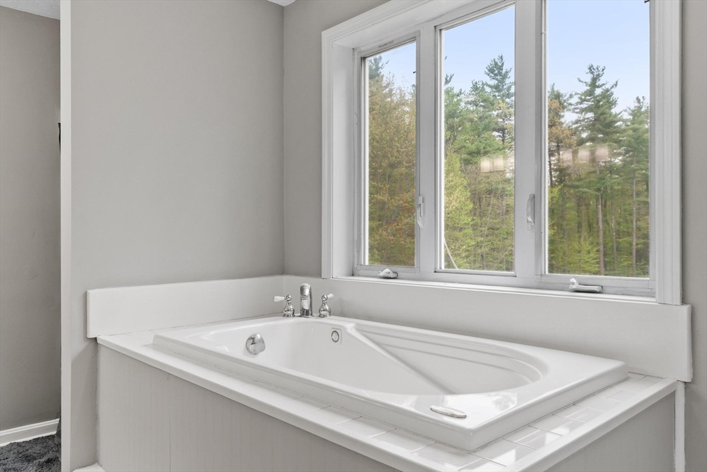 731 Foster Rd, Ashby, MA Photo #33