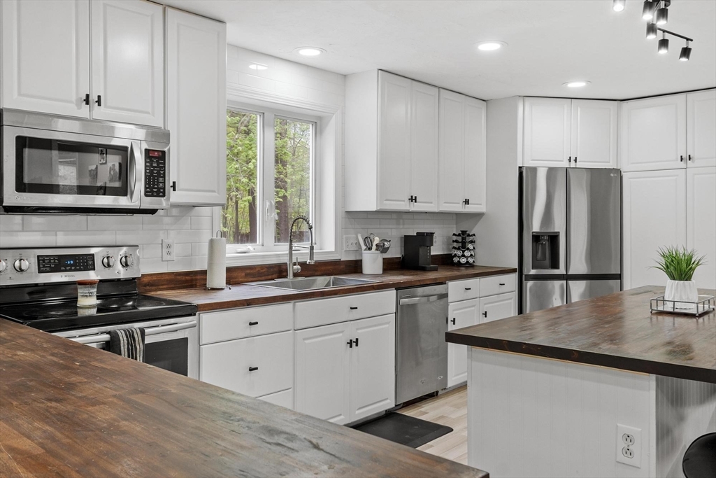 731 Foster Rd, Ashby, MA Photo #15