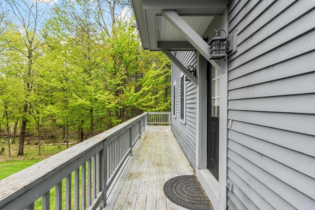 731 Foster Rd, Ashby, MA Photo #4