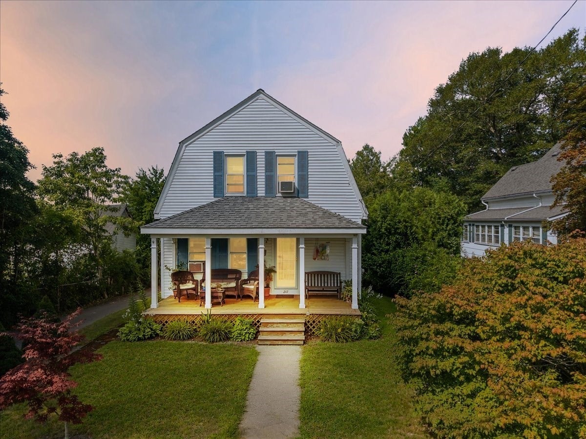 217 Middleboro Road